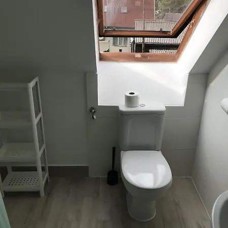 Oliver بيت ضيافة *