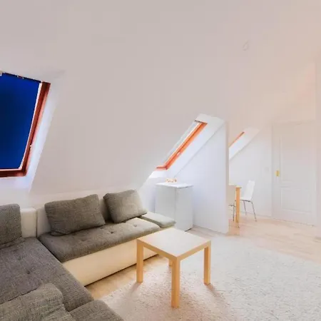 Oliver بيت ضيافة